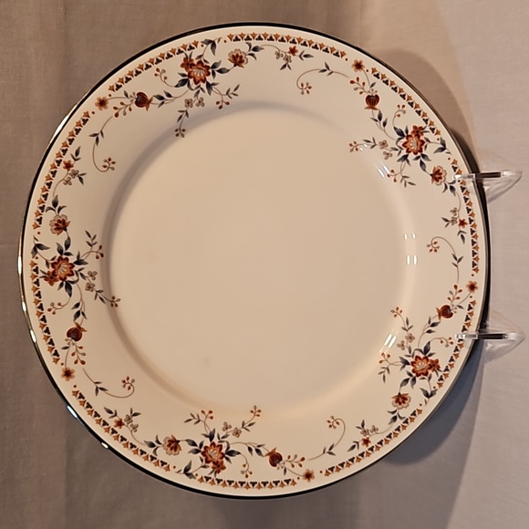 NEW Noritake Adagio 7237 Dinner Plate - Picture 1 of 8